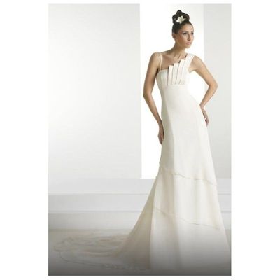 Oporto (Raffaello Novias) - Vestidos de novia 2018 | Vestidos de novia barato a precios asequibles | Eventos En oferta