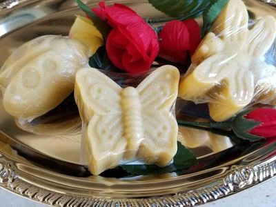 Spring into April with this set of 3 bug soaps, Butterfly, Lady Bug, and Dragonfly $10.59